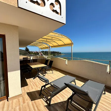 Capri 3* Νεσέμπαρ